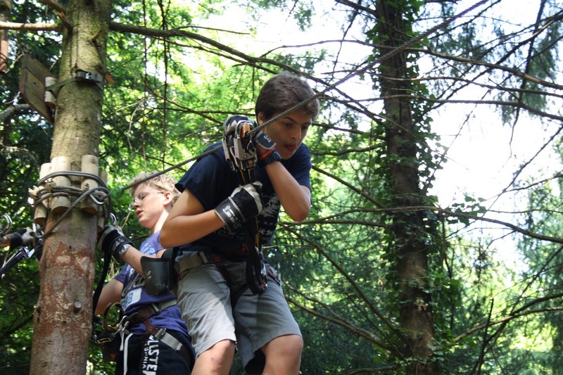 Village Camps International Summer Camp Leysin, Switzerland 2025-08-09 https://www.villagecamps.com/journals_admin/images/692-40-high ropes (75).jpg